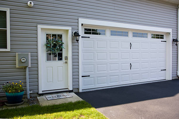 24/7 Emergency Garage Door Panel Replacement experts in Alfalfa County County, OK